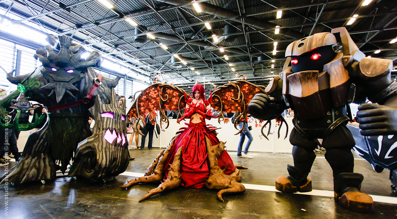 Illustration for article titled The Best League Of Legends Cosplay